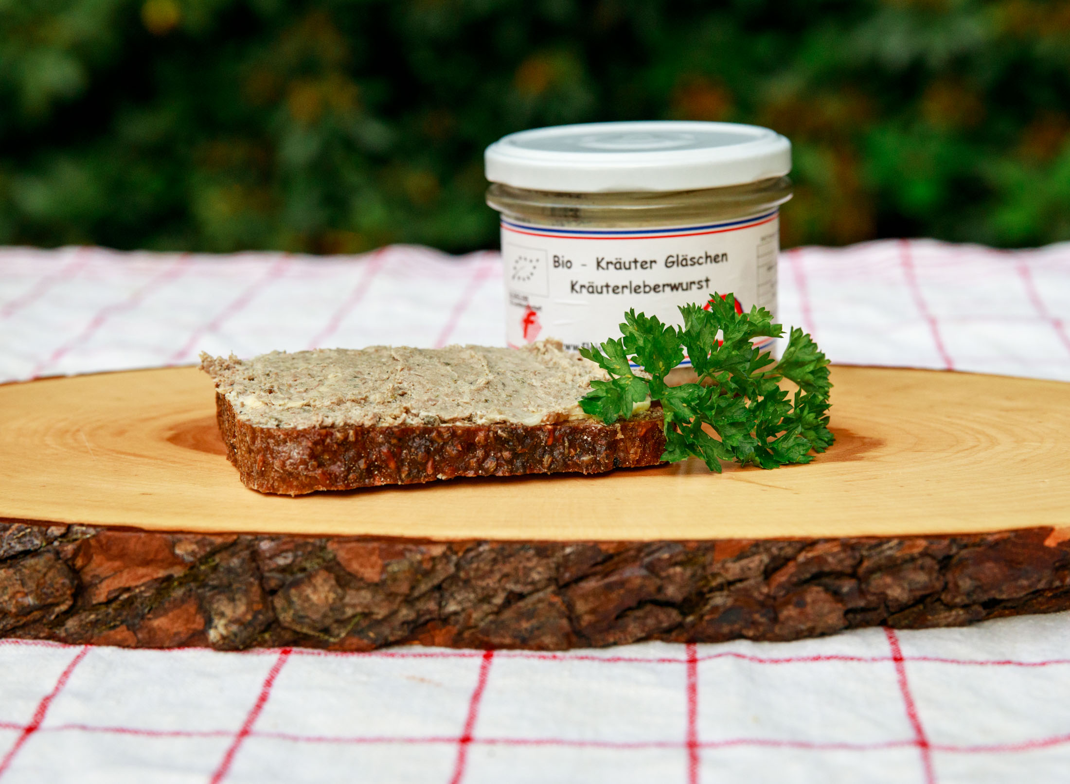 Kräuterleberwurst Glas mit Brot